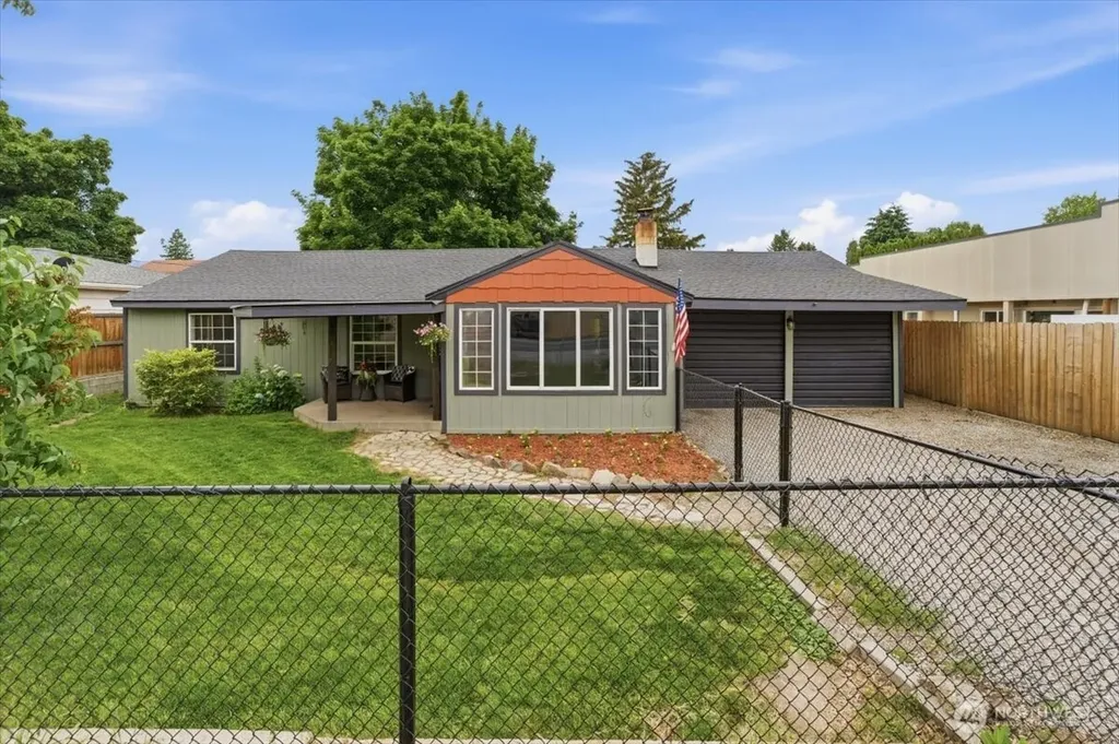 348 N Kentucky Avenue East Wenatchee WA 98802