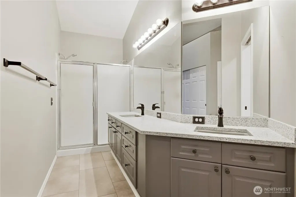 18676 NE 56th Court Redmond WA 98052