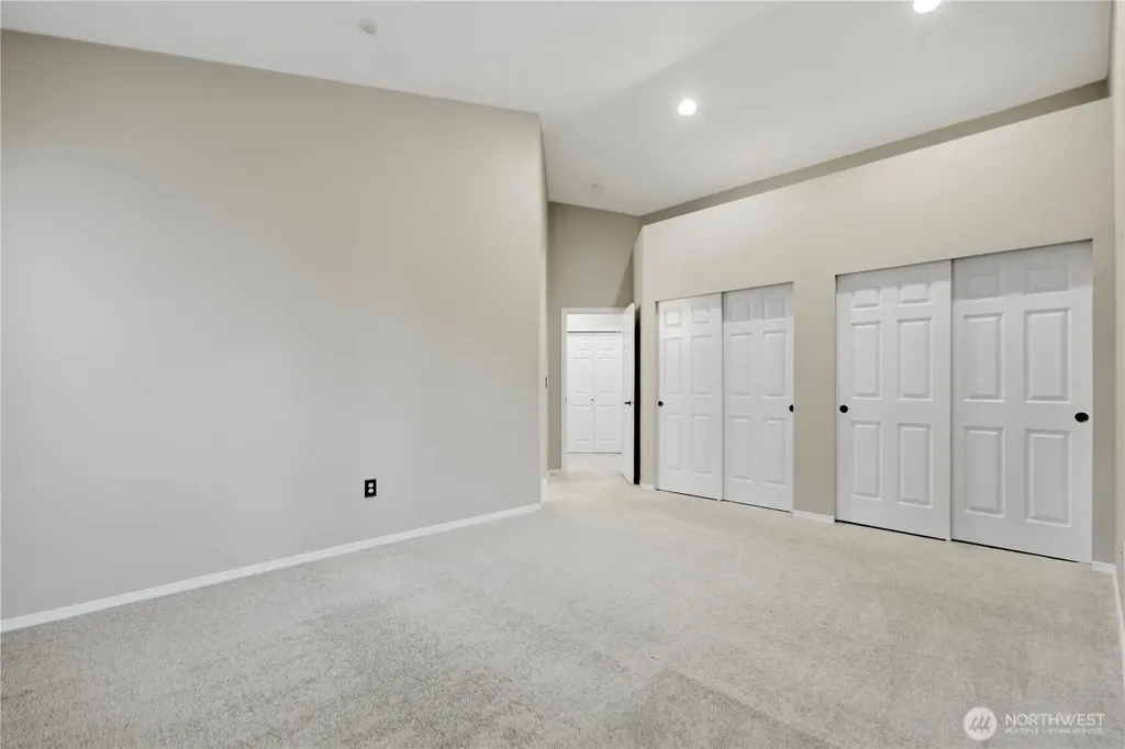 18676 NE 56th Court Redmond WA 98052