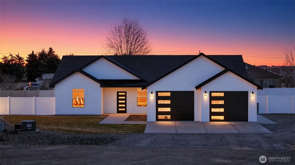 3037 Blackbird Place NE Moses Lake WA 98837