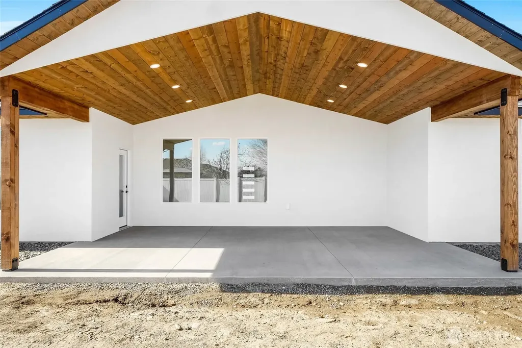 3037 Blackbird Place NE Moses Lake WA 98837