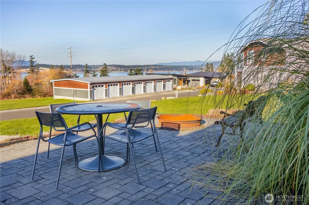 3910 Isle Way Anacortes WA 98211
