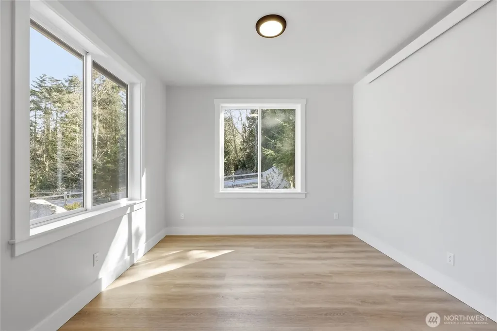 4511 Trail Crest Drive Port Townsend WA 98368