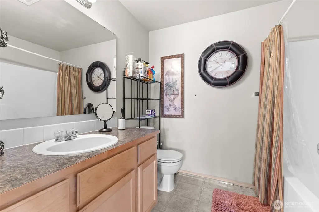 207 Williams Boulevard NE Orting WA 98360