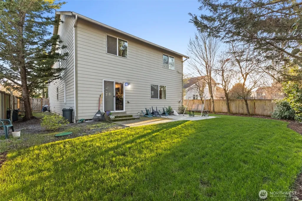 207 Williams Boulevard NE Orting WA 98360