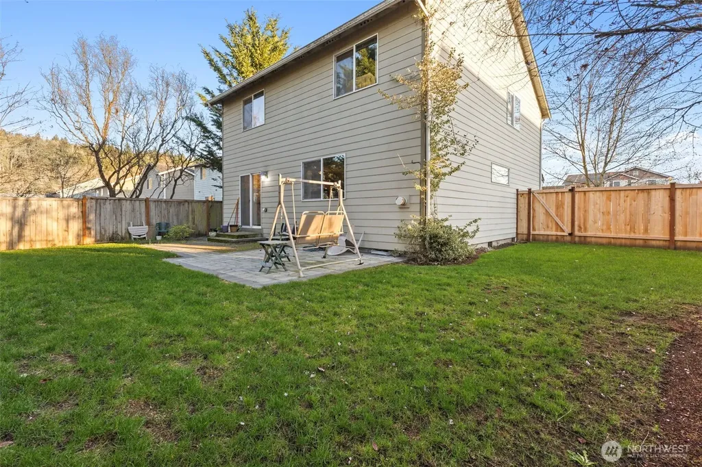 207 Williams Boulevard NE Orting WA 98360
