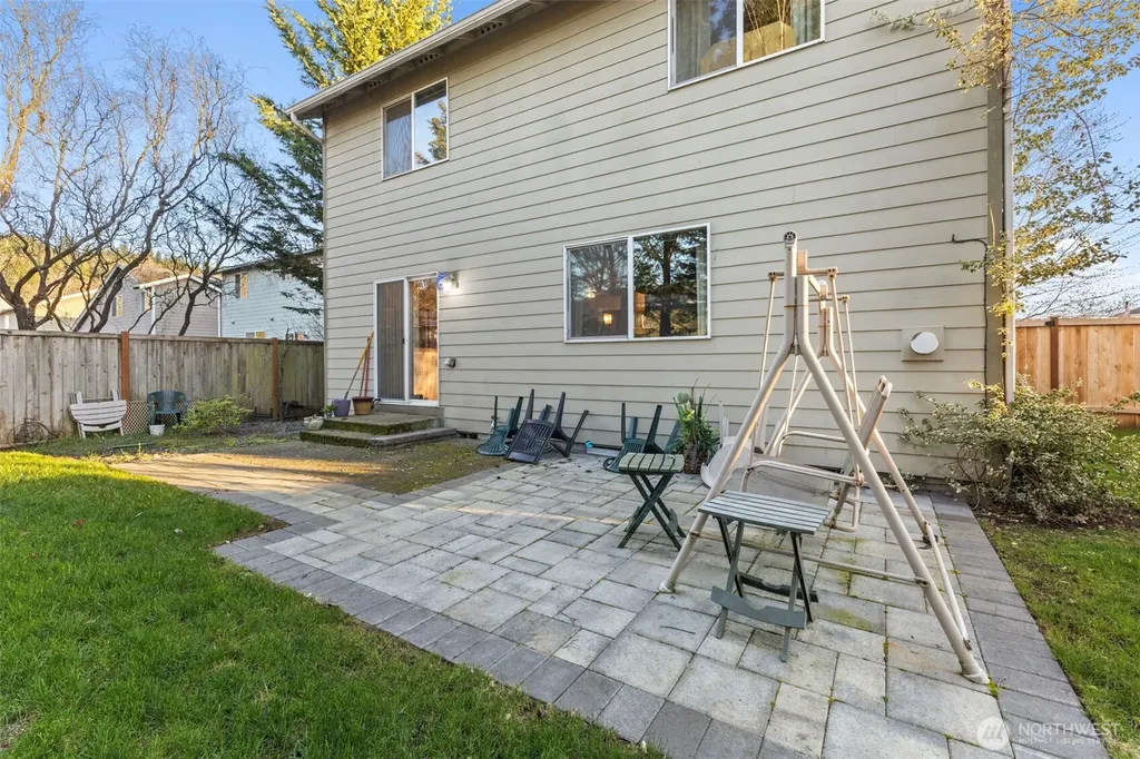 207 Williams Boulevard NE Orting WA 98360