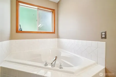 14804 23rd Place W Lynnwood WA 98087