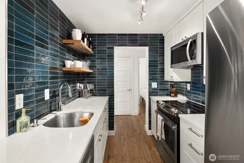 7 Highland Drive Seattle WA 98109