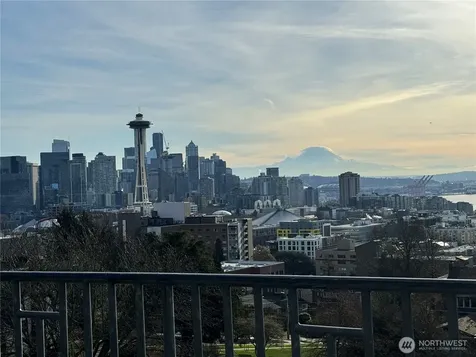 7 Highland Drive Seattle WA 98109