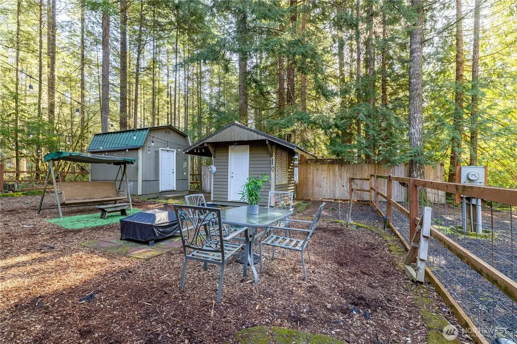 81 N Duckabush Drive E Hoodsport WA 98548