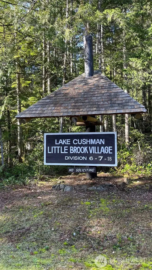 81 N Duckabush Drive E Hoodsport WA 98548