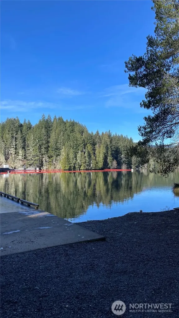 81 N Duckabush Drive E Hoodsport WA 98548