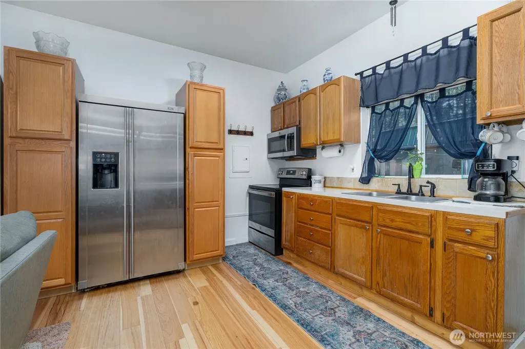 81 N Duckabush Drive E Hoodsport WA 98548