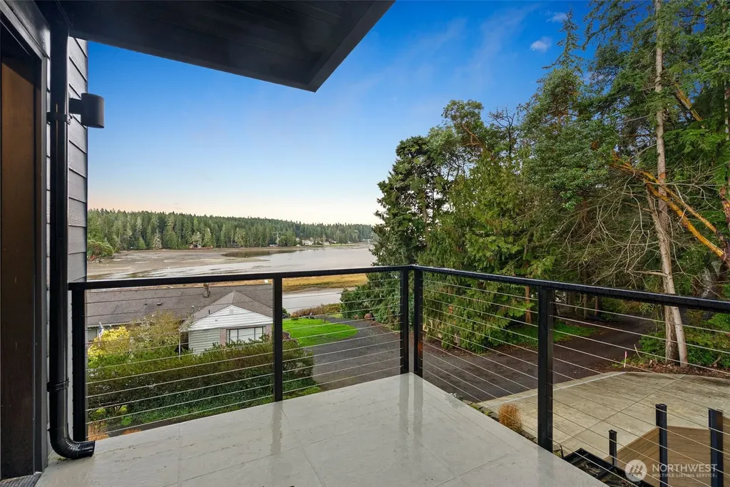 18909 115th Street NW Allyn WA 98329