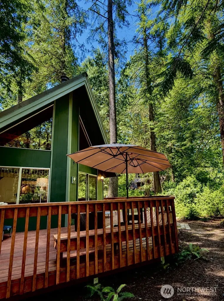 639 E Pitcairn Place Shelton WA 98584