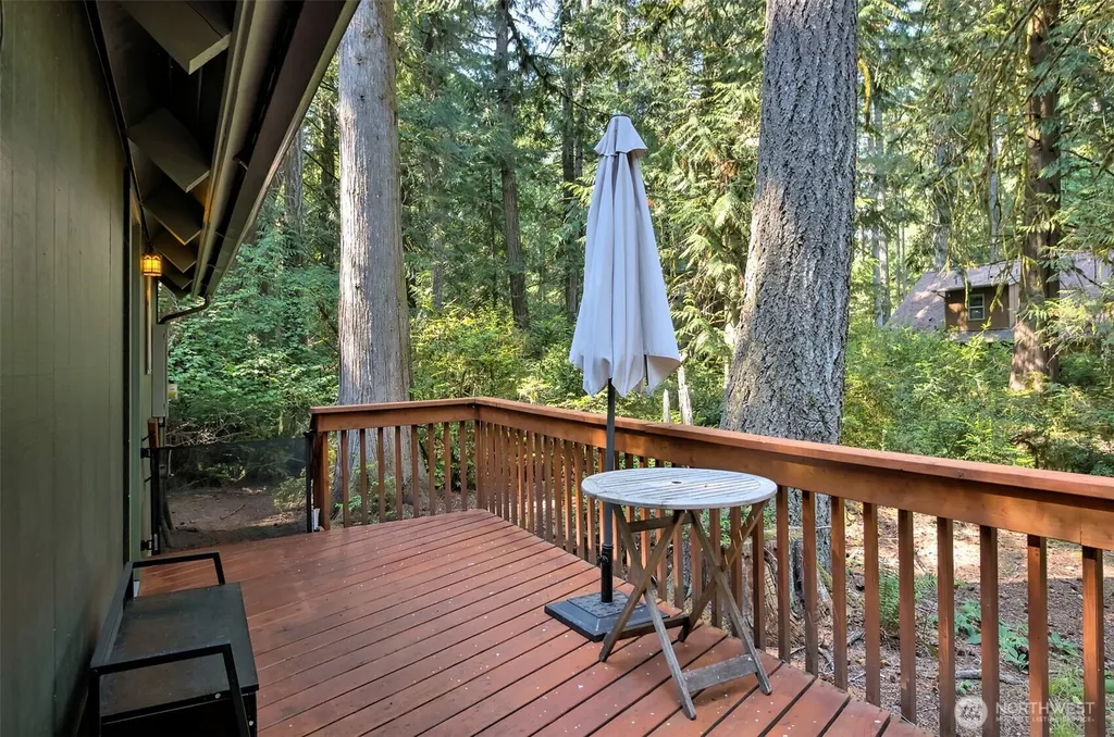 639 E Pitcairn Place Shelton WA 98584