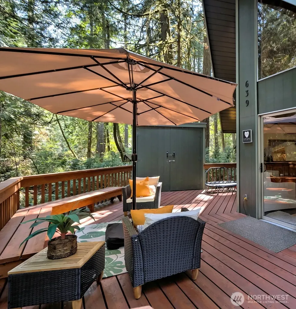 639 E Pitcairn Place Shelton WA 98584