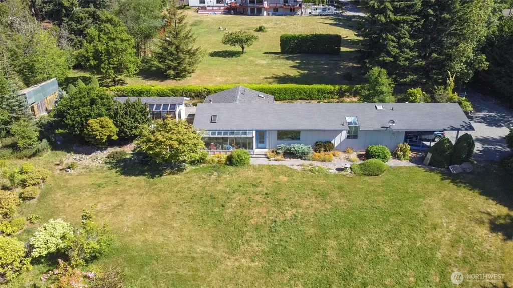 180 Stonehaven Lane Sequim WA 98382