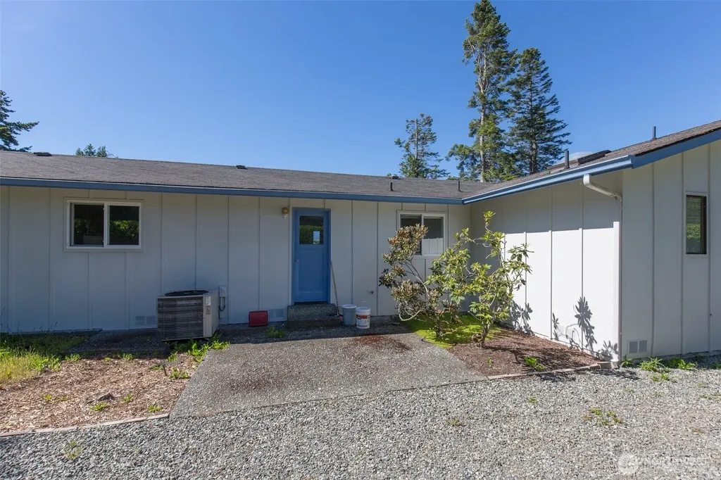 180 Stonehaven Lane Sequim WA 98382