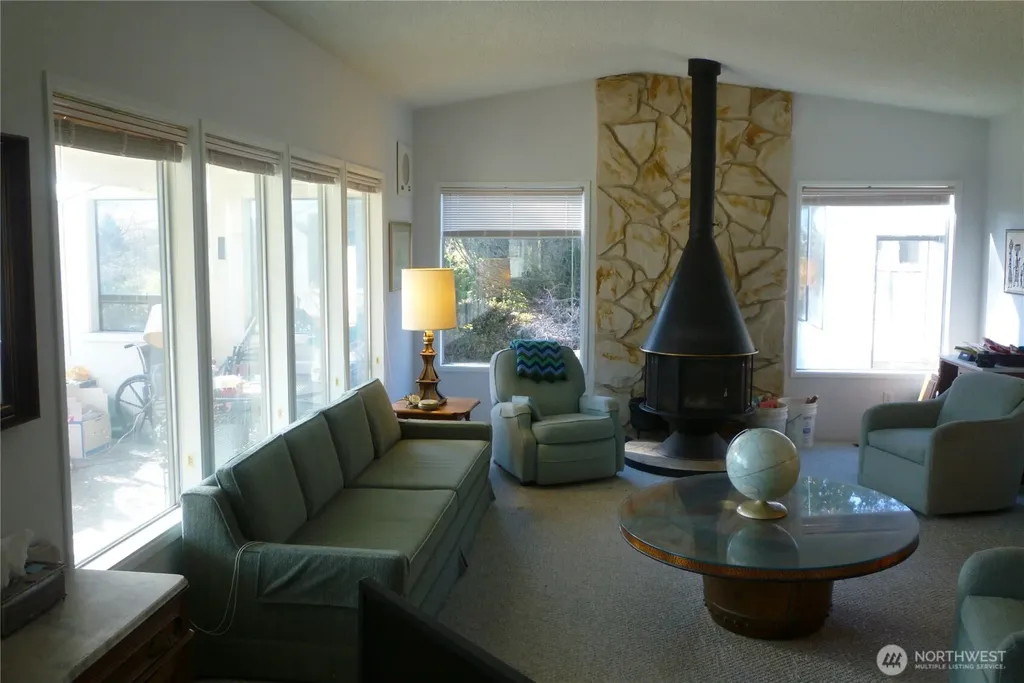 180 Stonehaven Lane Sequim WA 98382