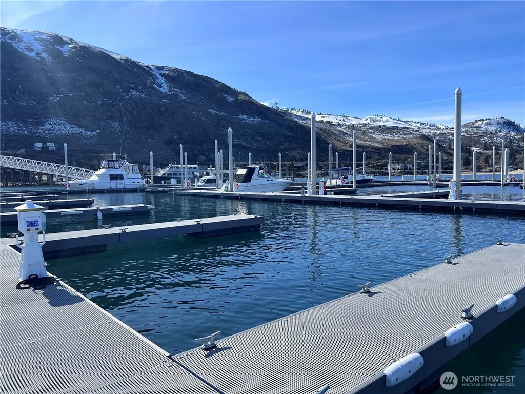 1350 W Woodin Avenue Chelan WA 98816