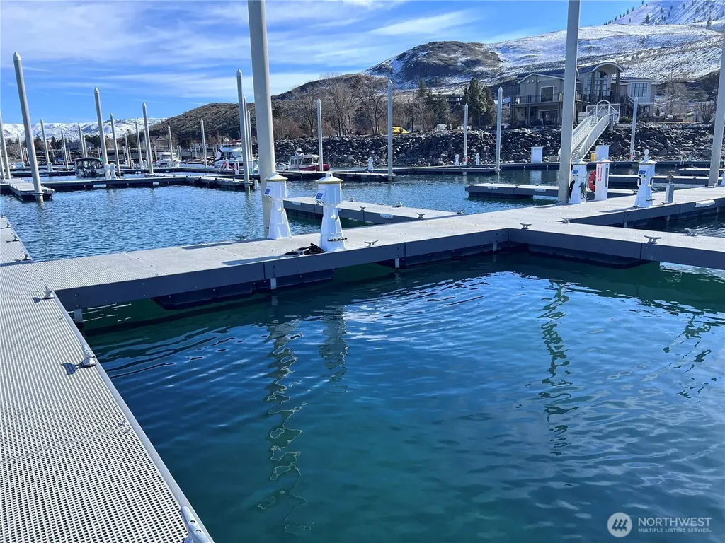 1350 W Woodin Avenue Chelan WA 98816