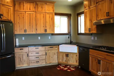 9660 Nahahum Canyon Road Cashmere WA 98815
