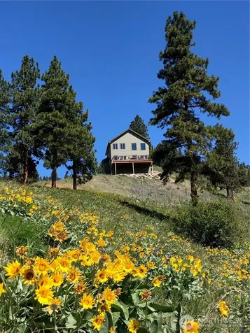 9660 Nahahum Canyon Road Cashmere WA 98815
