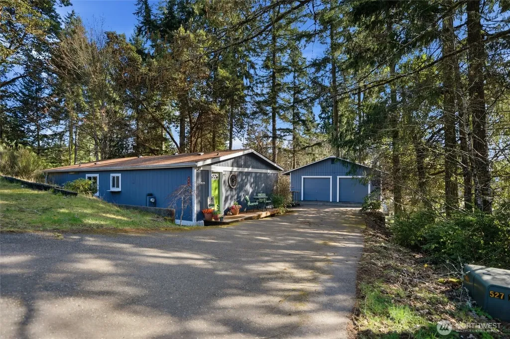 441 NE Schooner Loop Belfair WA 98528