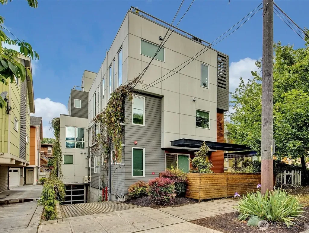 1623 14th Avenue Seattle WA 98122