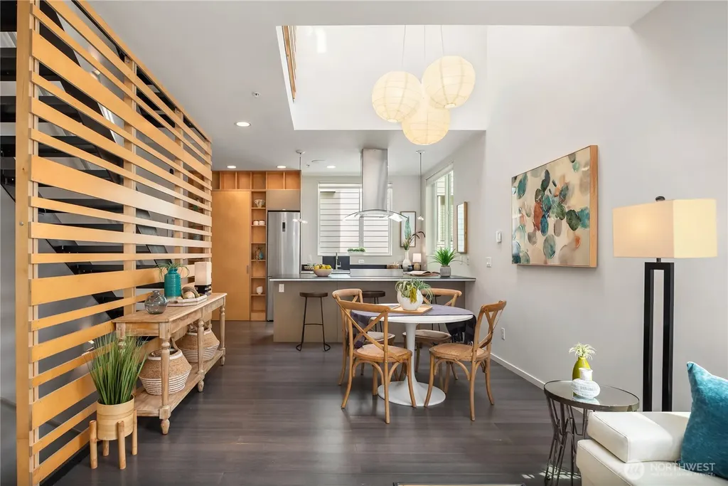 1623 14th Avenue Seattle WA 98122