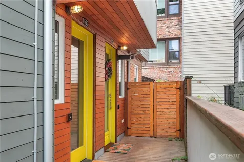 1623 14th Avenue Seattle WA 98122