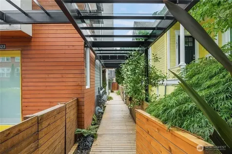 1623 14th Avenue Seattle WA 98122