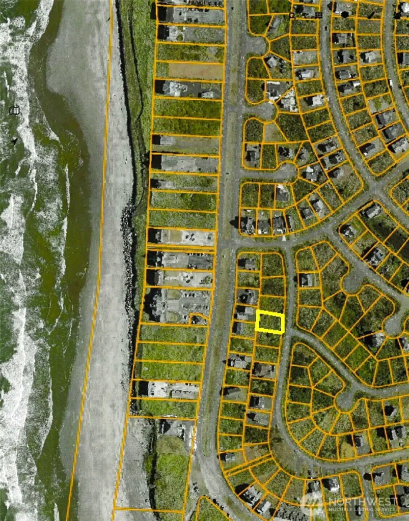 1407 Ocean Crest Avenue SW Ocean Shores WA 98569