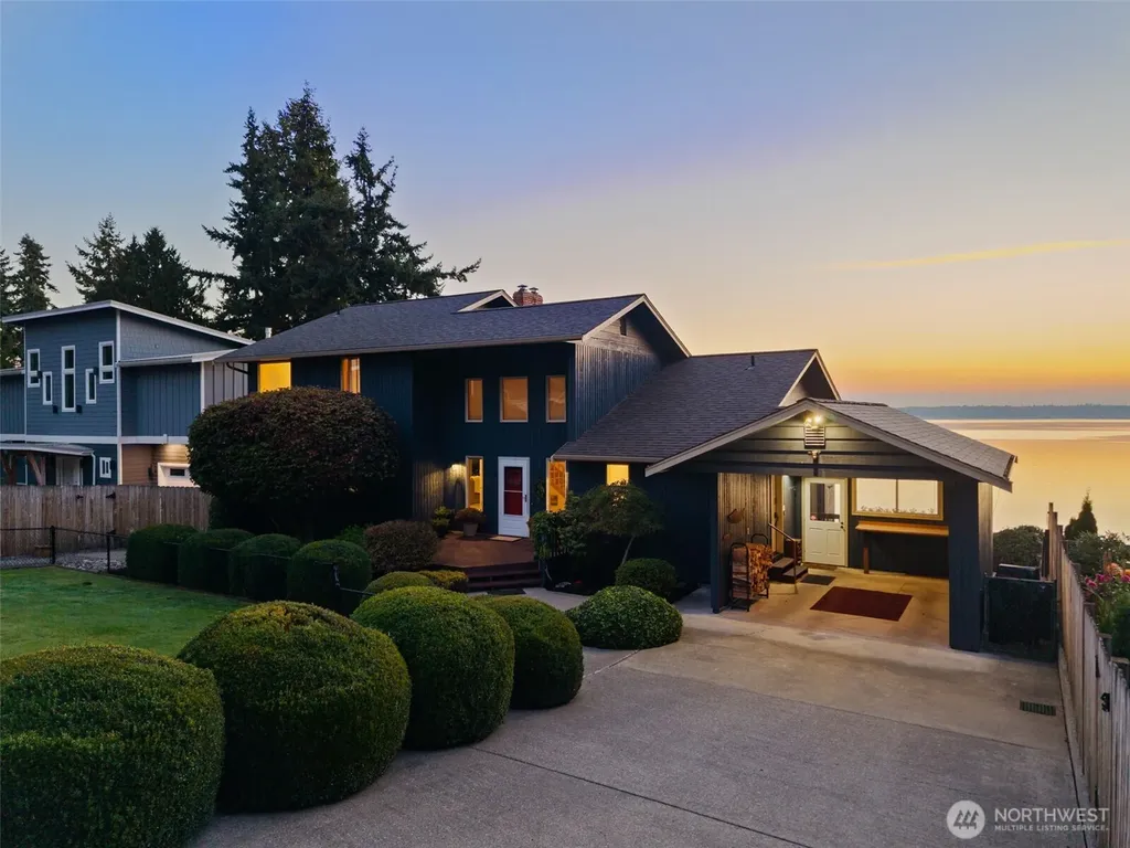 212 Tala Shore Drive Port Ludlow WA 98365