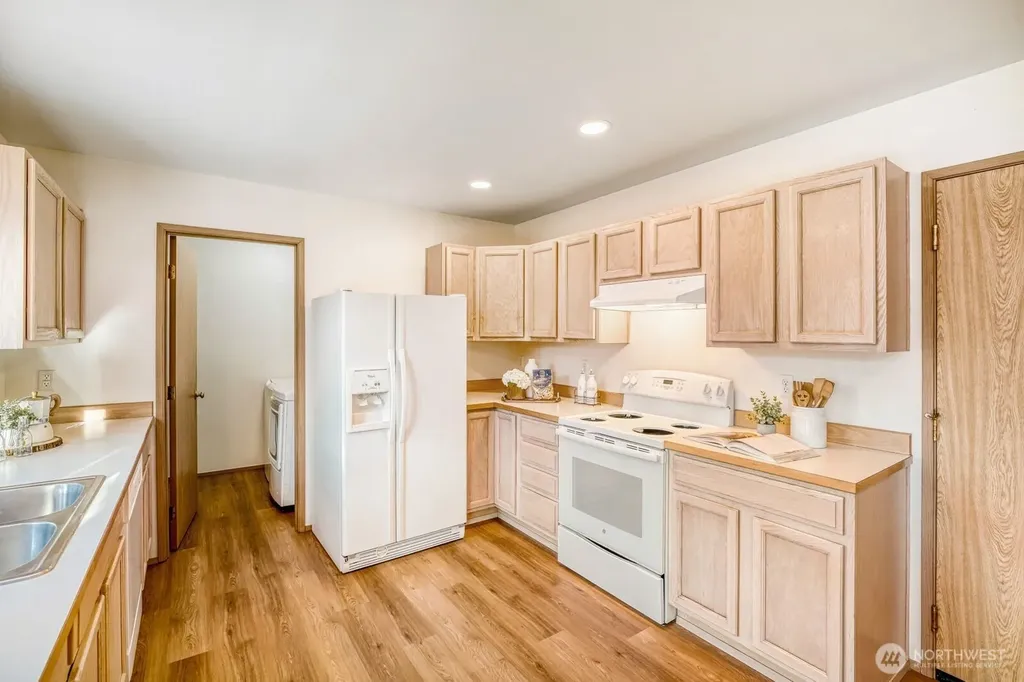 825 SW 361st Street Federal Way WA 98023