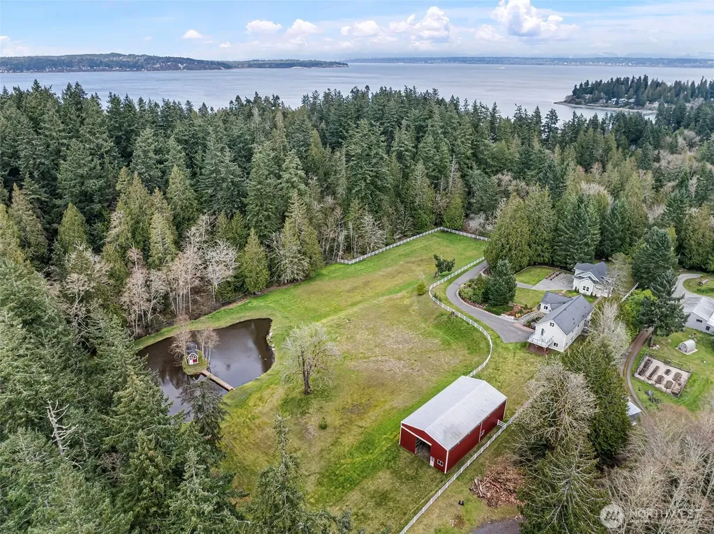 8180 NE West Port Madison Road Bainbridge Island WA 98110