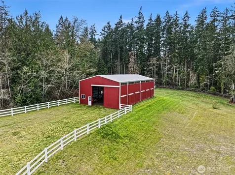 8180 NE West Port Madison Road Bainbridge Island WA 98110