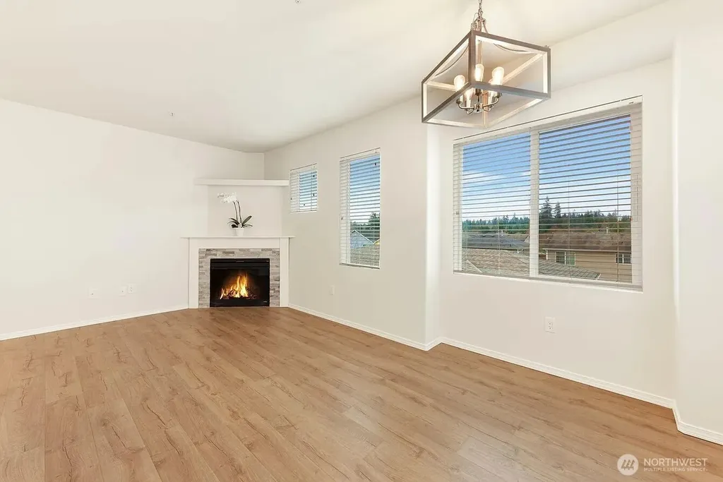14915 38th Drive SE Bothell WA 98012