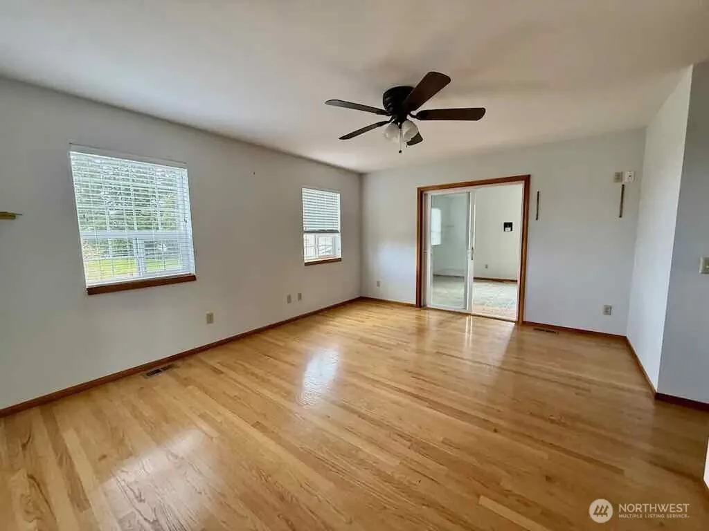 27 Ocosta Sixth Street Aberdeen WA 98520