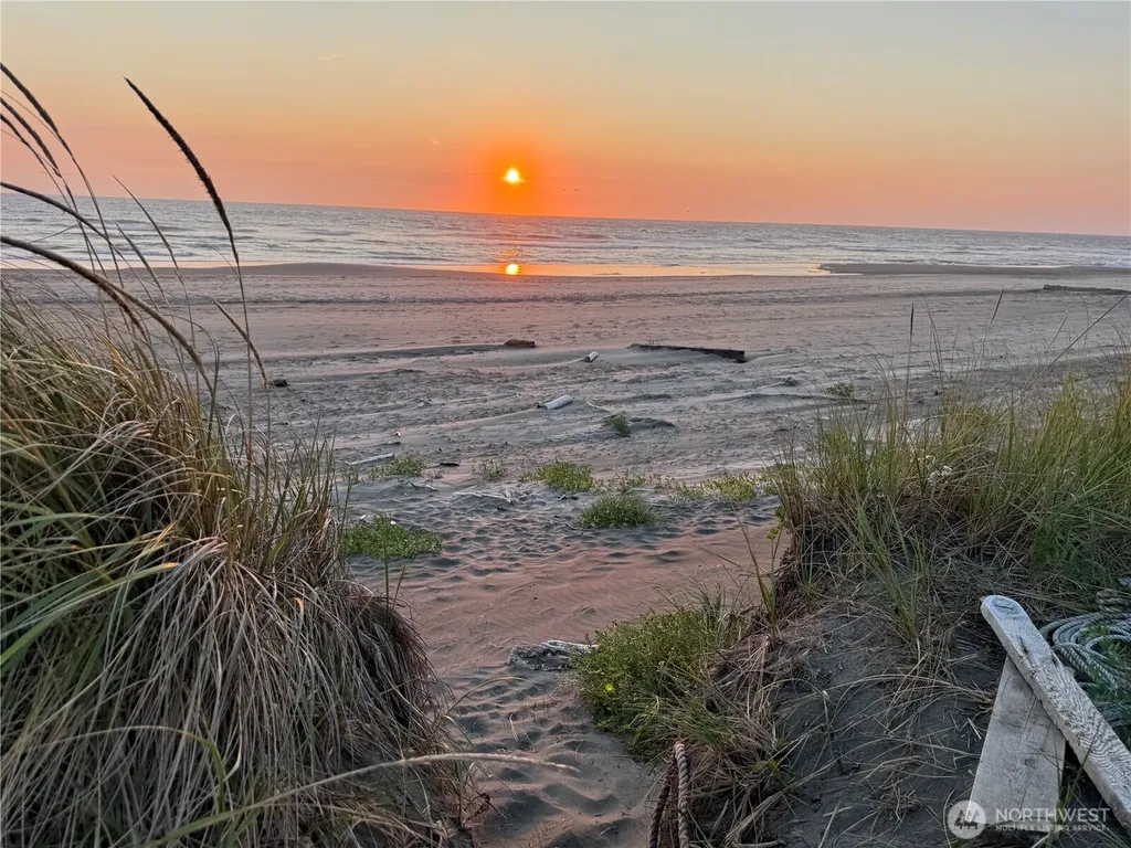 27 Ocosta Sixth Street Aberdeen WA 98520