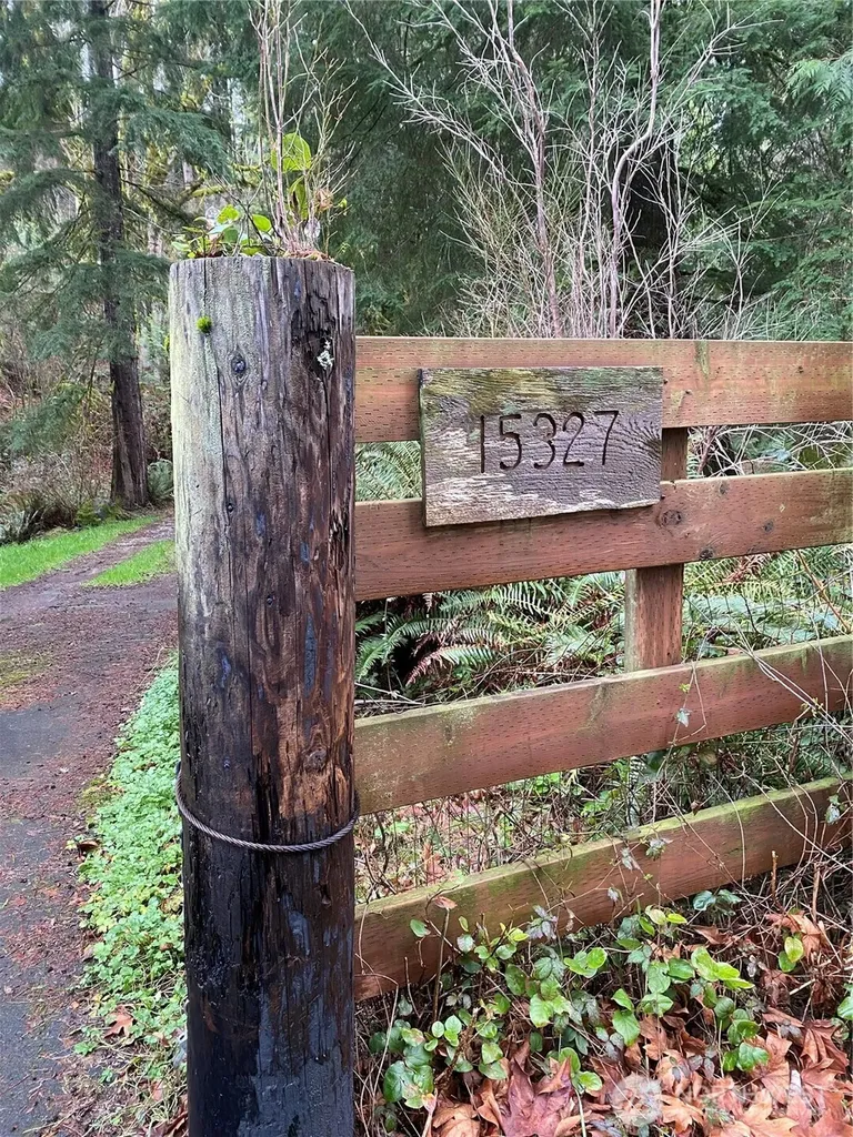 15327 May Creek Road Gold Bar WA 98251