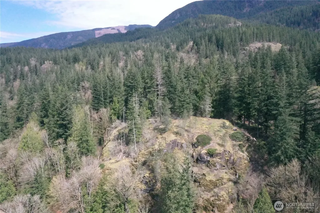 15327 May Creek Road Gold Bar WA 98251