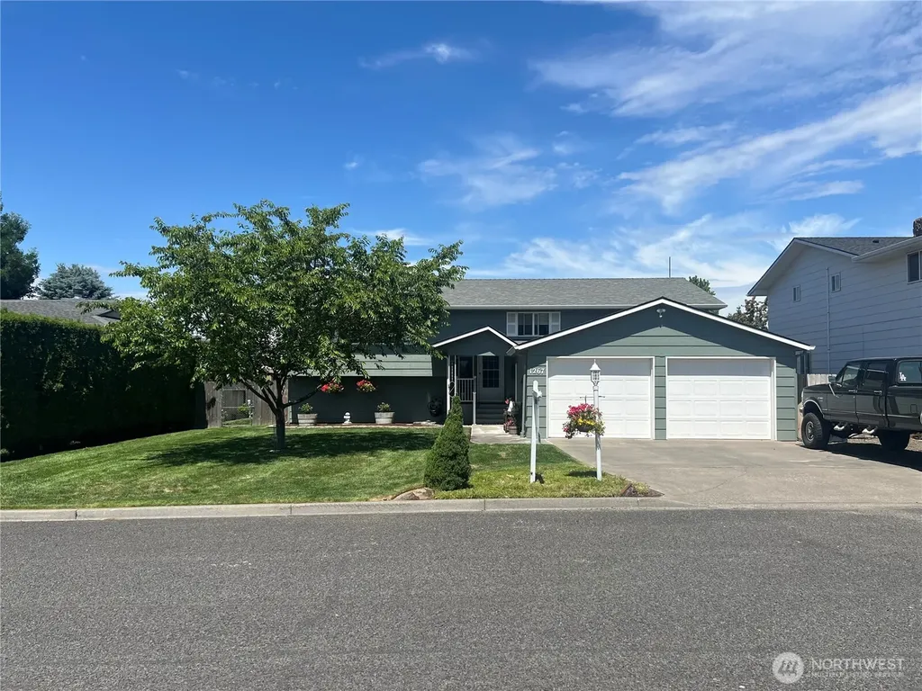 1267 SE Constitution Drive College Place WA 99324