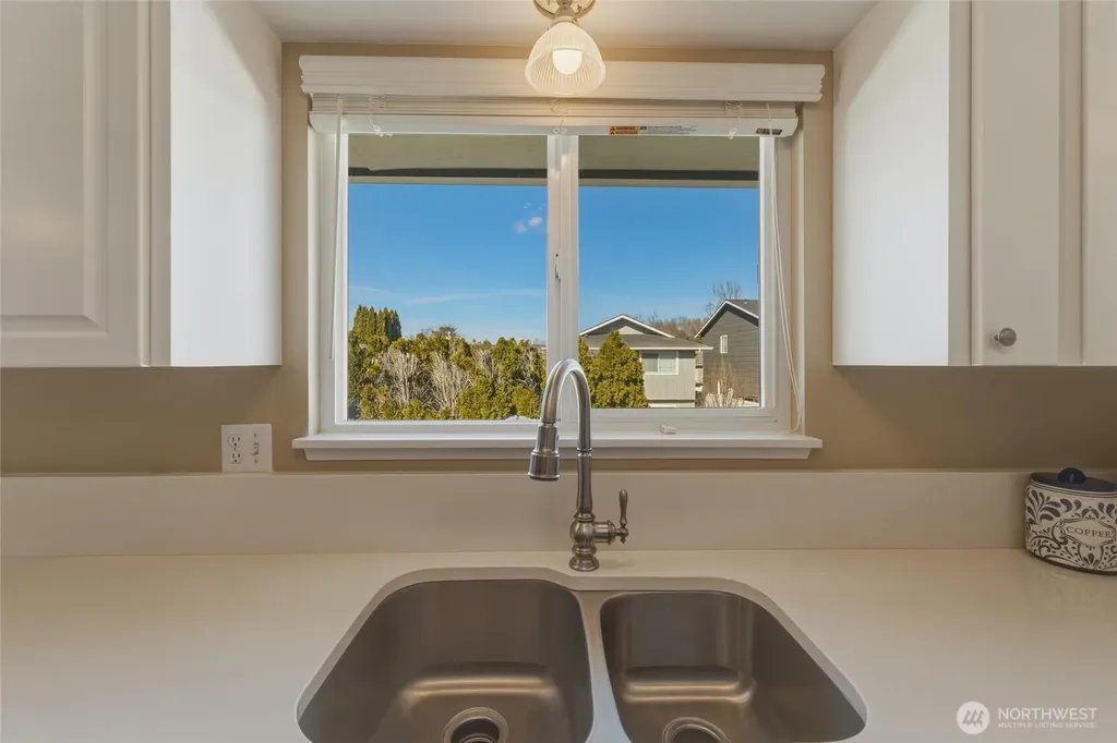 1267 SE Constitution Drive College Place WA 99324