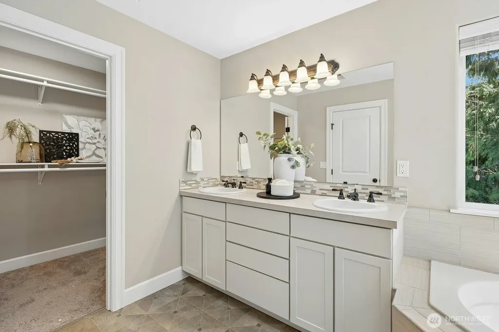 24322 229th Court SE Maple Valley WA 98038