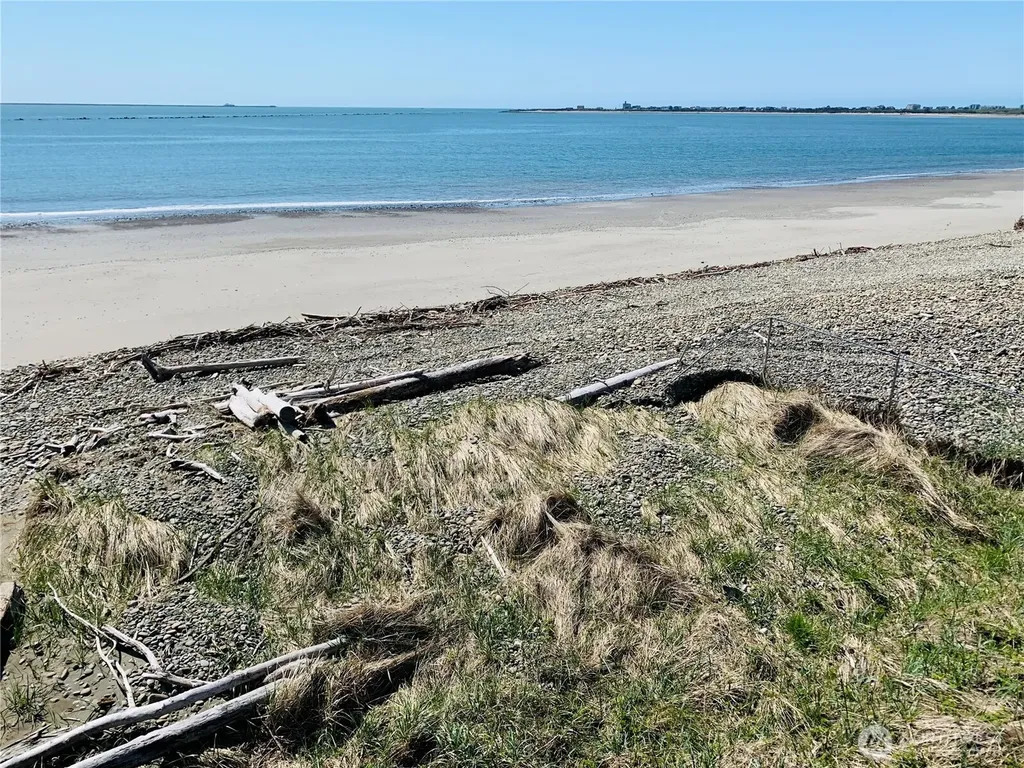 265 Marine View Drive SE Ocean Shores WA 98569