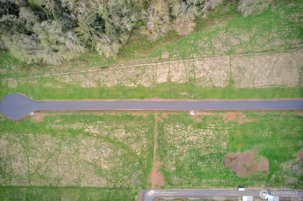 37 Ma'uka Nani Drive Cathlamet WA 98612