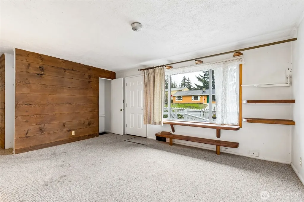 23906 60th Avenue W Mountlake Terrace WA 98043